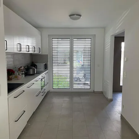 Homestay Modern Budget *