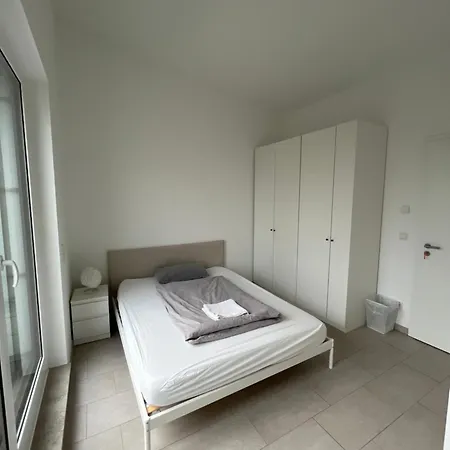 Modern Budget Homestay *
